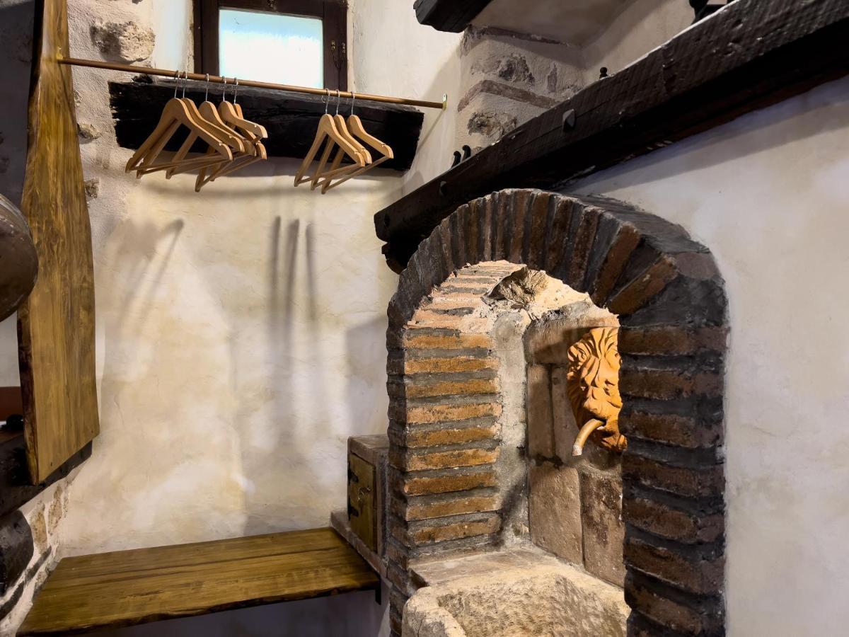 Santo'S House Luxury - Idromassaggio E Doccia Emozionale Villa Santo Stefano Di Sessanio Ngoại thất bức ảnh